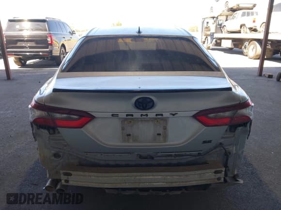 ✅ 2022 Toyota Camry Hybrid SE • VIN: 4T1G31AK4NU034417 • Lot: 42869840. Wystawiony na IAAI z przebiegiem 101 215 mil. Bezpłatny archiwum sprzedaży aukcyjnych z USA i szczegółowy raport historii pojazdu na DreamBid. Zdjęcie 16.