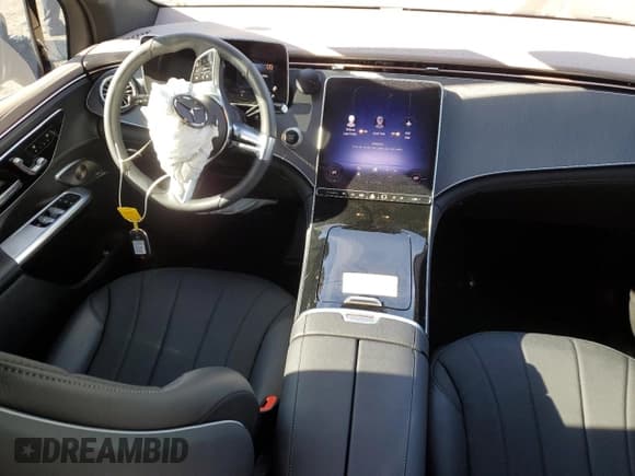 ✅ 2023 Mercedes-Benz EQE 350 • VIN: 4JGGM1CB7PA005492 • Lot: 80987223. Wystawiony na Copart z przebiegiem 3 310 mil. Bezpłatny archiwum sprzedaży aukcyjnych z USA i szczegółowy raport historii pojazdu na DreamBid. Zdjęcie 8.