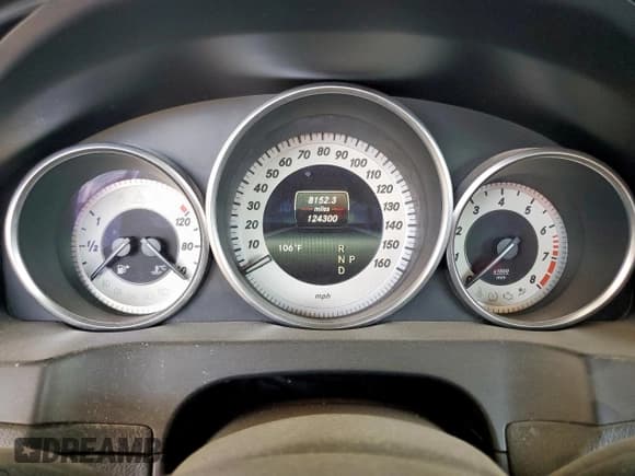 ✅ 2016 Mercedes-Benz E 400 • VIN: WDDKJ6FBXGF322787 • Lot: 61063575. Listed on Copart with 124,300 mi. Free auction sales archive from the USA and detailed vehicle history report at DreamBid. Image 9.