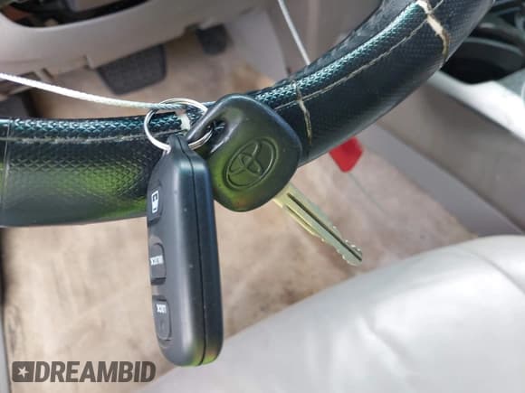 ✅ 2004 Toyota 4Runner Limited • VIN: JTEZU17R740042074 • Lot: 43565560. Wystawiony na IAAI z przebiegiem 192 321 mil. Bezpłatny archiwum sprzedaży aukcyjnych z USA i szczegółowy raport historii pojazdu na DreamBid. Zdjęcie 11.