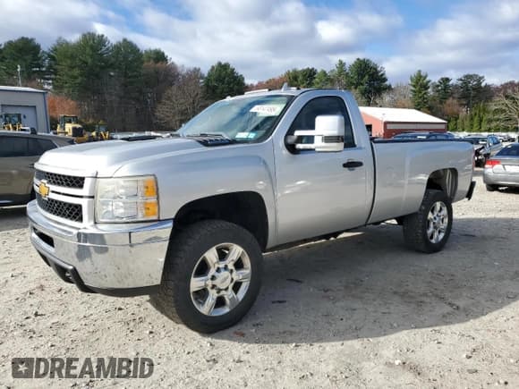 ✅ 2011 Chevrolet Silverado 2500HD LT • VIN: 1GC0KXCG0BF115998 • Лот: 93147495. Опубликован ранее на Copart с пробегом 157 335 миль. Бесплатный доступ к архиву аукционных продаж из США и подробный отчёт об истории автомобиля на DreamBid. Изображение 1.