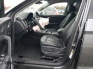 ✅ 2020 Audi Q5 Premium • VIN: WA1ANAFY1L2078444 • Lot: 92466185. Wystawiony na Copart z przebiegiem 65 077 mil. Bezpłatny archiwum sprzedaży aukcyjnych z USA i szczegółowy raport historii pojazdu na DreamBid. Zdjęcie 7.