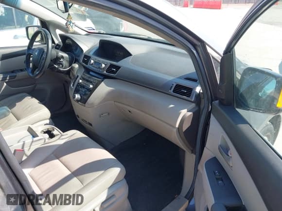 ✅ 2012 Honda Odyssey Touring • VIN: 5FNRL5H97CB501620 • Лот: 43005068. Опубликован ранее на IAAI с пробегом 160 233 миль. Бесплатный доступ к архиву аукционных продаж из США и подробный отчёт об истории автомобиля на DreamBid. Изображение 5.