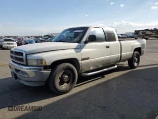 ✅ 1998 Dodge 2500 • VIN: 1B7KC2362WJ203163 • Лот: 58871105. Опубликован ранее на Copart с пробегом 259 264 миль. Бесплатный доступ к архиву аукционных продаж из США и подробный отчёт об истории автомобиля на DreamBid. Изображение 1.