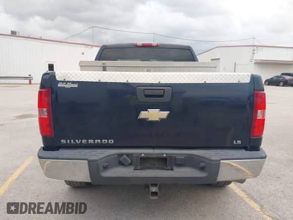 2008 Chevrolet Silverado 1500 Work Truck with VIN 1GCEC19X98Z293052, listed as a IAAI auction lot 42165426 with 287,865 mi miles and . Bid and sale history available at DreamBid. Image 16.