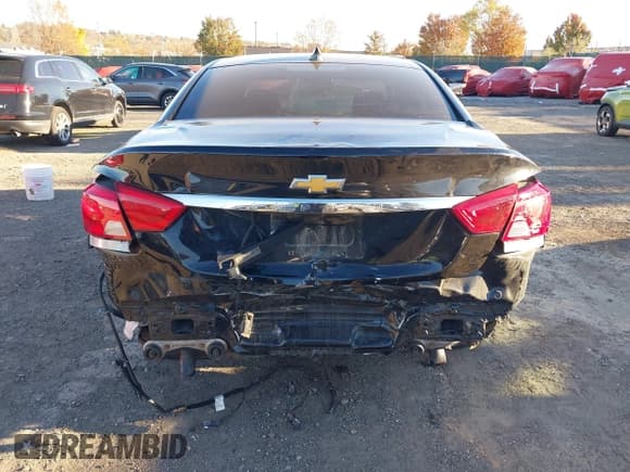 ✅ 2015 Chevrolet Impala LT • VIN: 2G1125S30F9127650 • Lot: 43607481. Listed on IAAI with 129,038 mi. Free auction sales archive from the USA and detailed vehicle history report at DreamBid. Image 6.