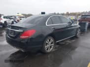 ✅ 2015 Mercedes-Benz C 300 Luxury • VIN: 55SWF4KB3FU092812 • Лот: 43623619. Опубликован ранее на IAAI с пробегом 143 919 миль. Бесплатный доступ к архиву аукционных продаж из США и подробный отчёт об истории автомобиля на DreamBid. Изображение 4.