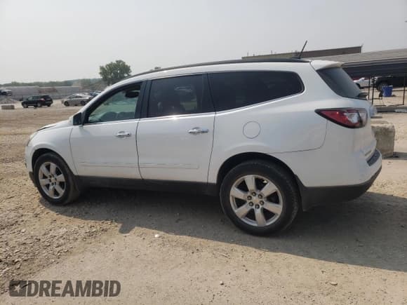 ✅ 2017 Chevrolet Traverse LT • VIN: 1GNKRGKD5HJ230105 • Lot: 64351324. Wystawiony na Copart z przebiegiem 131 593 mil. Bezpłatny archiwum sprzedaży aukcyjnych z USA i szczegółowy raport historii pojazdu na DreamBid. Zdjęcie 2.