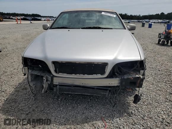 ✅ 2000 Volvo C70 • VIN: YV1NC56D6YJ012531 • Лот: 70657315. Опубликован ранее на Copart с пробегом 76 908 миль. Бесплатный доступ к архиву аукционных продаж из США и подробный отчёт об истории автомобиля на DreamBid. Изображение 5.