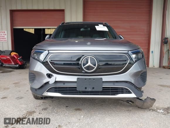 ✅ 2023 Mercedes-Benz EQB 300 • VIN: W1N9M0KBXPN023723 • Lot: 42588440. Wystawiony na IAAI z przebiegiem 20 810 mil. Bezpłatny archiwum sprzedaży aukcyjnych z USA i szczegółowy raport historii pojazdu na DreamBid. Zdjęcie 12.