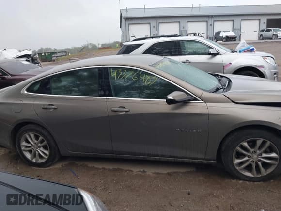 ✅ 2017 Chevrolet Malibu LT • VIN: 1G1ZE5ST0HF158370 • Lot: 43376487. Listed on IAAI with 179,155 mi. Free auction sales archive from the USA and detailed vehicle history report at DreamBid. Image 13.