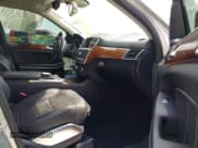 ✅ 2015 Mercedes-Benz GL 550 • VIN: 4JGDF7DE0FA472857 • Лот: 42309286. Опубликован ранее на IAAI с пробегом 93 088 миль. Бесплатный доступ к архиву аукционных продаж из США и подробный отчёт об истории автомобиля на DreamBid. Изображение 5.