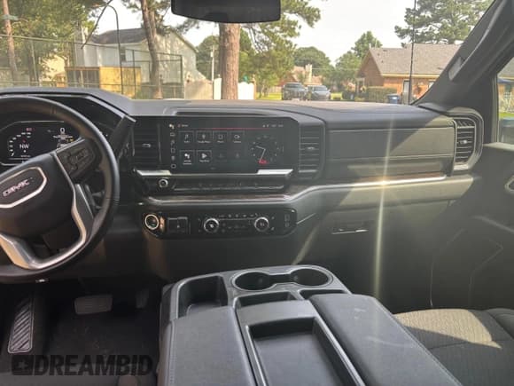 ✅ 2025 GMC Sierra 2500 • VIN: 1GT4UMEY3SF122265 • Лот: 63547375. Опубликован ранее на Copart с пробегом 12 131 миль. Бесплатный доступ к архиву аукционных продаж из США и подробный отчёт об истории автомобиля на DreamBid. Изображение 9.