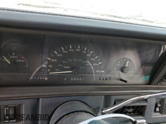 ✅ 1993 Oldsmobile Cutlass Ciera S • VIN: 1G3AG54N7P6380707 • Lot: 78497444. Wystawiony na Copart z przebiegiem 117 046 mil. Bezpłatny archiwum sprzedaży aukcyjnych z USA i szczegółowy raport historii pojazdu na DreamBid. Zdjęcie 9.