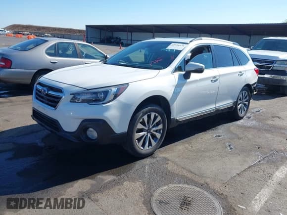 ✅ 2019 Subaru Outback Touring • VIN: 4S4BSETC3K3273307 • Lot: 42738438. Wystawiony na IAAI z przebiegiem 40 222 mil. Bezpłatny archiwum sprzedaży aukcyjnych z USA i szczegółowy raport historii pojazdu na DreamBid. Zdjęcie 2.