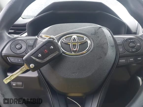 ✅ 2024 Toyota RAV4 LE • VIN: 2T3H1RFV3RC265190 • Лот: 43632739. Опубликован ранее на IAAI с пробегом 37 244 миль. Бесплатный доступ к архиву аукционных продаж из США и подробный отчёт об истории автомобиля на DreamBid. Изображение 11.