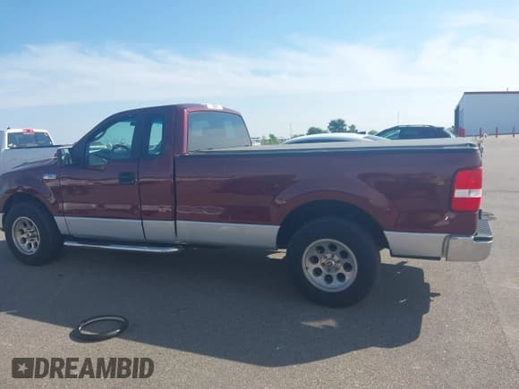 ✅ 2005 Ford F-150 XL • VIN: 1FTRF12W65NA90830 • Lot: 43229262. Wystawiony na IAAI z przebiegiem 350 015 mil. Bezpłatny archiwum sprzedaży aukcyjnych z USA i szczegółowy raport historii pojazdu na DreamBid. Zdjęcie 14.
