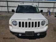 ✅ 2015 Jeep Patriot Latitude • VIN: 1C4NJPFA5FD430362 • Lot: 68039365. Wystawiony na Copart z przebiegiem 111 113 mil. Bezpłatny archiwum sprzedaży aukcyjnych z USA i szczegółowy raport historii pojazdu na DreamBid. Zdjęcie 5.