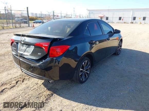 ✅ 2018 Toyota Corolla LE • VIN: 2T1BURHE2JC058295 • Lot: 43624748. Listed on IAAI with 128,136 mi. Free auction sales archive from the USA and detailed vehicle history report at DreamBid. Image 4.