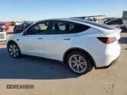 ✅ 2021 Tesla Model Y Long Range • VIN: 5YJYGDEE2MF274477 • Lot: 90640995. Wystawiony na Copart z przebiegiem Nie podano. Bezpłatny archiwum sprzedaży aukcyjnych z USA i szczegółowy raport historii pojazdu na DreamBid. Zdjęcie 2.