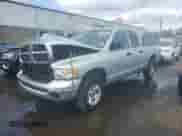 2003 Dodge 1500 ST z VIN 1D7HU18N13S291927, wystawiony jako Copart lot #73969984 z przebiegiem 162 234 mil mil oraz Szkoda całkowita • Salvage title. Historia ofert i sprzedaży dostępna na DreamBid. Obrazek 1.