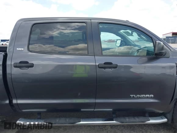 ✅ 2016 Toyota Tundra SR5 • VIN: 5TFEM5F14GX103074 • Lot: 42732195. Listed on IAAI with 82,228 mi. Free auction sales archive from the USA and detailed vehicle history report at DreamBid. Image 14.