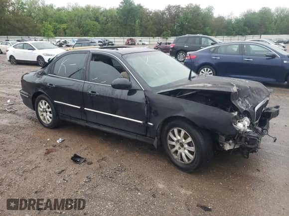 2004 Hyundai Sonata GLS with VIN KMHWF35H04A002738, listed as a Copart auction lot 56995824 with Not provided miles and Salvage title. Bid and sale history available at DreamBid. Image 4.