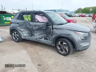 ✅ 2022 Hyundai Venue SEL • VIN: KMHRC8A35NU144161 • Лот: 42297823. Опубликован ранее на IAAI с пробегом 68 631 миль. Бесплатный доступ к архиву аукционных продаж из США и подробный отчёт об истории автомобиля на DreamBid. Изображение 1.