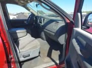 ✅ 2008 Dodge 1500 SLT • VIN: 1D7HU18N18J157495 • Lot: 43342112. Wystawiony na IAAI z przebiegiem 141 344 mil. Bezpłatny archiwum sprzedaży aukcyjnych z USA i szczegółowy raport historii pojazdu na DreamBid. Zdjęcie 5.