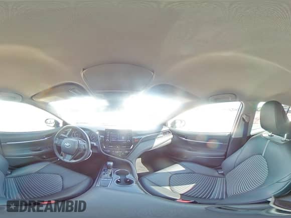 2022 Toyota Camry SE z VIN 4T1G11AK5NU669622, wystawiony jako Copart lot #81820025 z przebiegiem 38 414 mil mil oraz Szkoda całkowita • Salvage title. Historia ofert i sprzedaży dostępna na DreamBid. Obrazek 14.