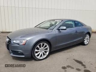 ✅ 2013 Audi A5 Premium Plus • VIN: WAULFAFR3DA047091 • Lot: 56371535. Wystawiony na Copart z przebiegiem 84 624 mil. Bezpłatny archiwum sprzedaży aukcyjnych z USA i szczegółowy raport historii pojazdu na DreamBid. Zdjęcie 1.
