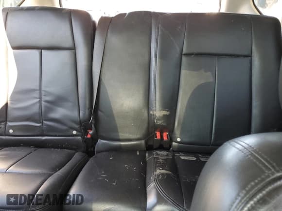 ✅ 2008 GMC Envoy Denali • VIN: 1GKET63MX82262045 • Lot: 66331465. Wystawiony na Copart z przebiegiem 97 050 mil. Bezpłatny archiwum sprzedaży aukcyjnych z USA i szczegółowy raport historii pojazdu na DreamBid. Zdjęcie 10.