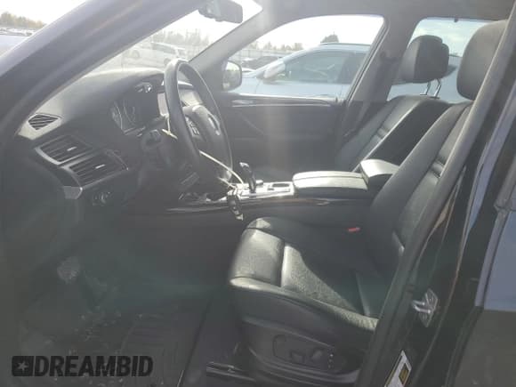 ✅ 2011 BMW X5 35i • VIN: 5UXZV4C50BL743071 • Lot: 91358975. Listed on Copart with 147,290 mi. Free auction sales archive from the USA and detailed vehicle history report at DreamBid. Image 7.