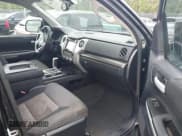 ✅ 2014 Toyota Tundra SR5 • VIN: 5TFEY5F10EX147641 • Lot: 43361602. Listed on IAAI with 199,605 mi. Free auction sales archive from the USA and detailed vehicle history report at DreamBid. Image 5.