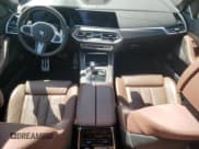 ✅ 2020 BMW X5 M50i • VIN: 5UXJU4C08L9C74270 • Лот: 54018725. Опубликован ранее на Copart с пробегом Не указан. Бесплатный доступ к архиву аукционных продаж из США и подробный отчёт об истории автомобиля на DreamBid. Изображение 8.