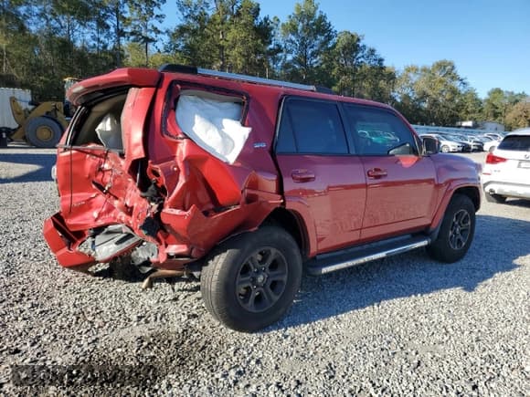 ✅ 2019 Toyota 4Runner SR5 Premium • VIN: JTEZU5JR7K5211459 • Lot: 92603345. Listed on Copart with 184,198 mi. Free auction sales archive from the USA and detailed vehicle history report at DreamBid. Image 3.