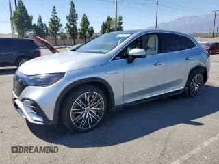 ✅ 2023 Mercedes-Benz EQE 500 • VIN: 4JGGM2CB8PA034408 • Lot: 71742335. Wystawiony na Copart z przebiegiem 8 404 mil. Bezpłatny archiwum sprzedaży aukcyjnych z USA i szczegółowy raport historii pojazdu na DreamBid. Zdjęcie 1.