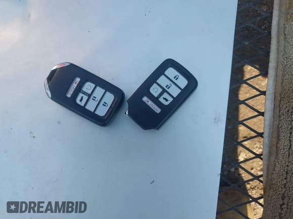 ✅ 2017 Honda Pilot EX-L • VIN: 5FNYF6H57HB032784 • Lot: 42893011. Listed on IAAI with 125,407 mi. Free auction sales archive from the USA and detailed vehicle history report at DreamBid. Image 11.