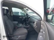 ✅ 2020 Chevrolet Traverse LS • VIN: 1GNERFKW4LJ314465 • Лот: 42030246. Опубликован ранее на IAAI с пробегом 51 800 миль. Бесплатный доступ к архиву аукционных продаж из США и подробный отчёт об истории автомобиля на DreamBid. Изображение 5.