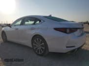✅ 2021 Lexus ES 350 • VIN: 58ADZ1B12MU083050 • Лот: 89533015. Опубликован ранее на Copart с пробегом 19 609 миль. Бесплатный доступ к архиву аукционных продаж из США и подробный отчёт об истории автомобиля на DreamBid. Изображение 2.