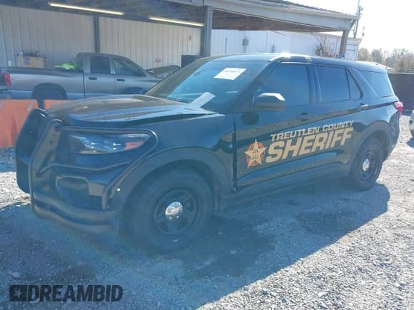 ✅ 2022 Ford Police Interceptor Utility • VIN: 1FM5K8AB3NGC19818 • Lot: 38155071. Wystawiony na IAAI z przebiegiem 37 817 mil. Bezpłatny archiwum sprzedaży aukcyjnych z USA i szczegółowy raport historii pojazdu na DreamBid. Zdjęcie 2.