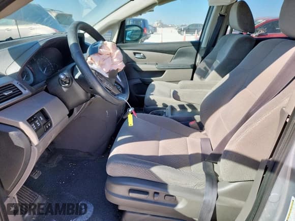 ✅ 2016 Honda Odyssey SE • VIN: 5FNRL5H30GB105854 • Лот: 91716095. Опубликован ранее на Copart с пробегом 107 578 миль. Бесплатный доступ к архиву аукционных продаж из США и подробный отчёт об истории автомобиля на DreamBid. Изображение 7.