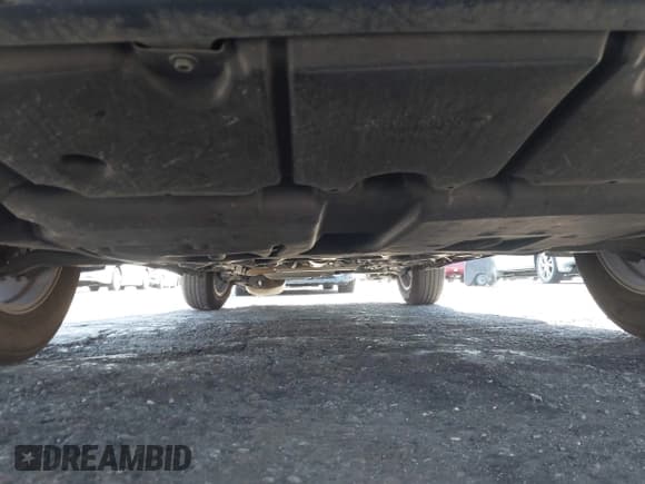 ✅ 2022 Toyota Corolla Cross LE • VIN: 7MUBAAAG3NV033480 • Лот: 43096425. Опубликован ранее на IAAI с пробегом 49 766 миль. Бесплатный доступ к архиву аукционных продаж из США и подробный отчёт об истории автомобиля на DreamBid. Изображение 21.