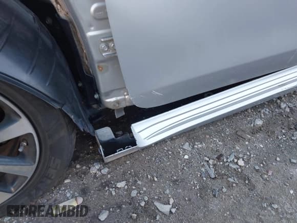 ✅ 2018 Nissan Altima SL • VIN: 1N4AL3AP2JC239743 • Lot: 41683606. Wystawiony na IAAI z przebiegiem 141 354 mil. Bezpłatny archiwum sprzedaży aukcyjnych z USA i szczegółowy raport historii pojazdu na DreamBid. Zdjęcie 20.