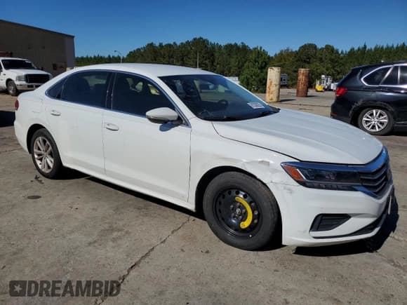 ✅ 2020 Volkswagen Passat SE • VIN: 1VWSA7A35LC027427 • Lot: 91030025. Wystawiony na Copart z przebiegiem 150 723 mil. Bezpłatny archiwum sprzedaży aukcyjnych z USA i szczegółowy raport historii pojazdu na DreamBid. Zdjęcie 4.