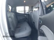 ✅ 2018 Chevrolet Colorado 2WD LT • VIN: 1GCGSCEA4J1147493 • Лот: 43566572. Опубликован ранее на IAAI с пробегом 79 533 миль. Бесплатный доступ к архиву аукционных продаж из США и подробный отчёт об истории автомобиля на DreamBid. Изображение 8.