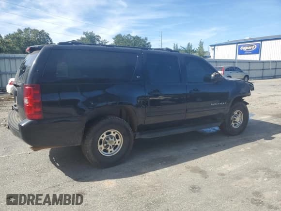 ✅ 2007 Chevrolet Suburban LS • VIN: 3GNGK26K67G135705 • Лот: 89537205. Опубликован ранее на Copart с пробегом 213 824 миль. Бесплатный доступ к архиву аукционных продаж из США и подробный отчёт об истории автомобиля на DreamBid. Изображение 3.