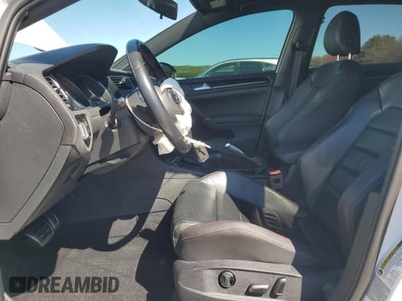 ✅ 2015 Volkswagen Golf GTI S • VIN: 3VW447AU9FM076884 • Lot: 70343885. Listed on Copart with 53,297 mi. Free auction sales archive from the USA and detailed vehicle history report at DreamBid. Image 7.