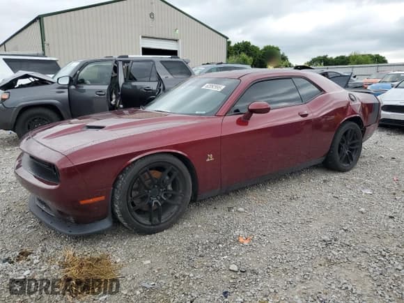 ✅ 2018 Dodge Challenger R/T Scat Pack • VIN: 2C3CDZFJ8JH161994 • Лот: 62092995. Опубликован ранее на Copart с пробегом 143 735 миль. Бесплатный доступ к архиву аукционных продаж из США и подробный отчёт об истории автомобиля на DreamBid. Изображение 1.
