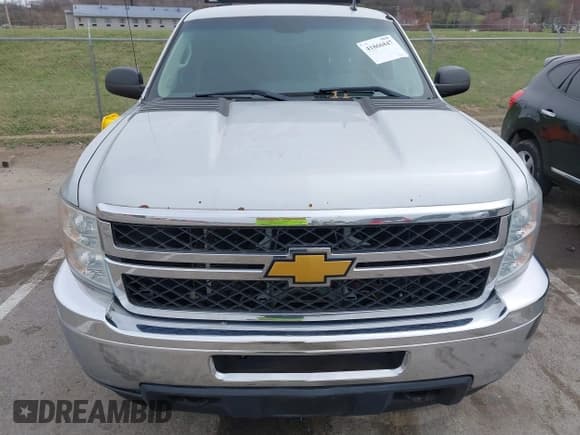 ✅ 2012 Chevrolet Silverado 2500HD LT • VIN: 1GC2KXCG5CZ331015 • Lot: 41866847. Wystawiony na IAAI z przebiegiem 165 559 mil. Bezpłatny archiwum sprzedaży aukcyjnych z USA i szczegółowy raport historii pojazdu na DreamBid. Zdjęcie 6.